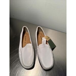 Vintage Thom McAn White Leather Loafers Stitched Comfort Shoes Size 8.5 NWT